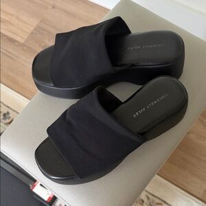 Sincerely Jules Black Platform Sandals